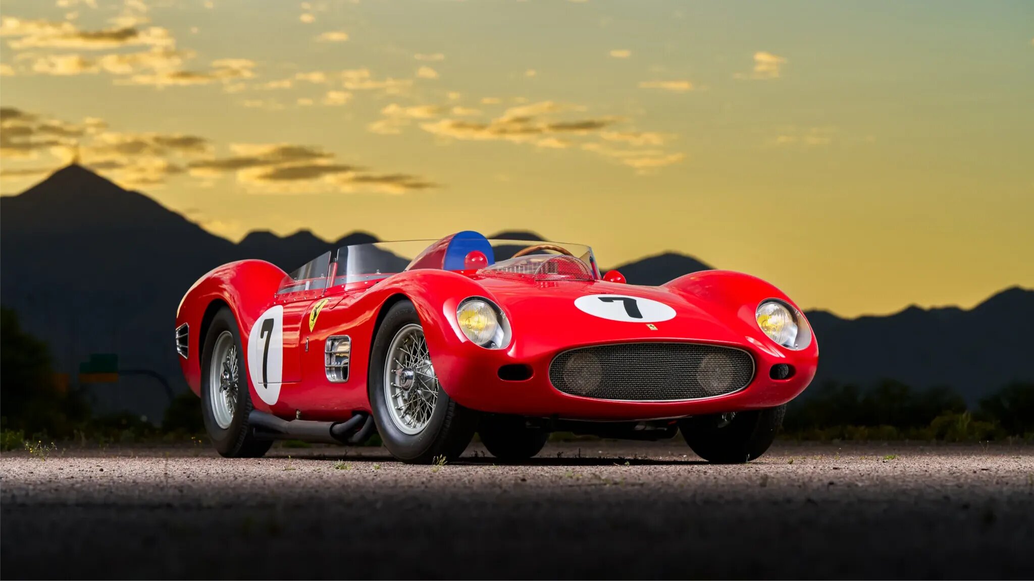 Реплику старой Ferrari оценили дороже нового суперкара