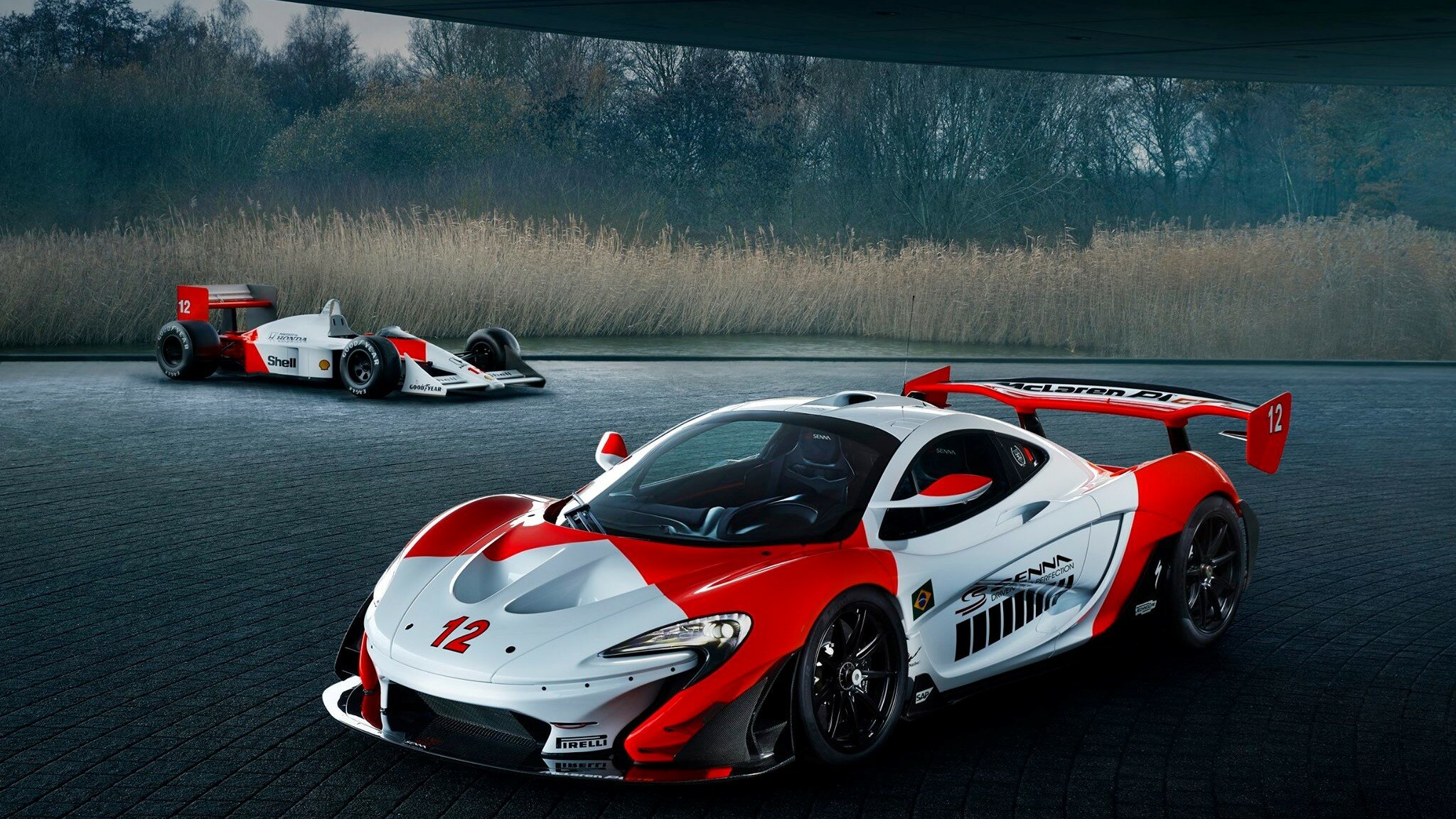 В McLaren построили особый гиперкар P1 GTR в честь Айртона Сенны. И он чертовски красив