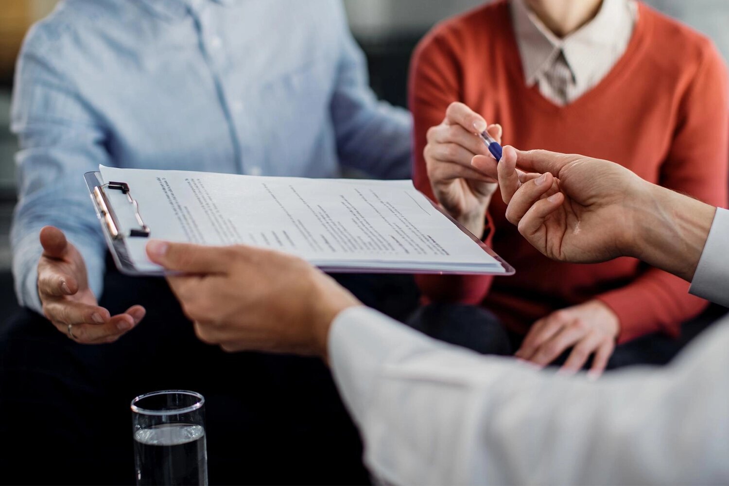 Штрафы за навязывание дополнительных услуг потребителям увеличены в десятки раз