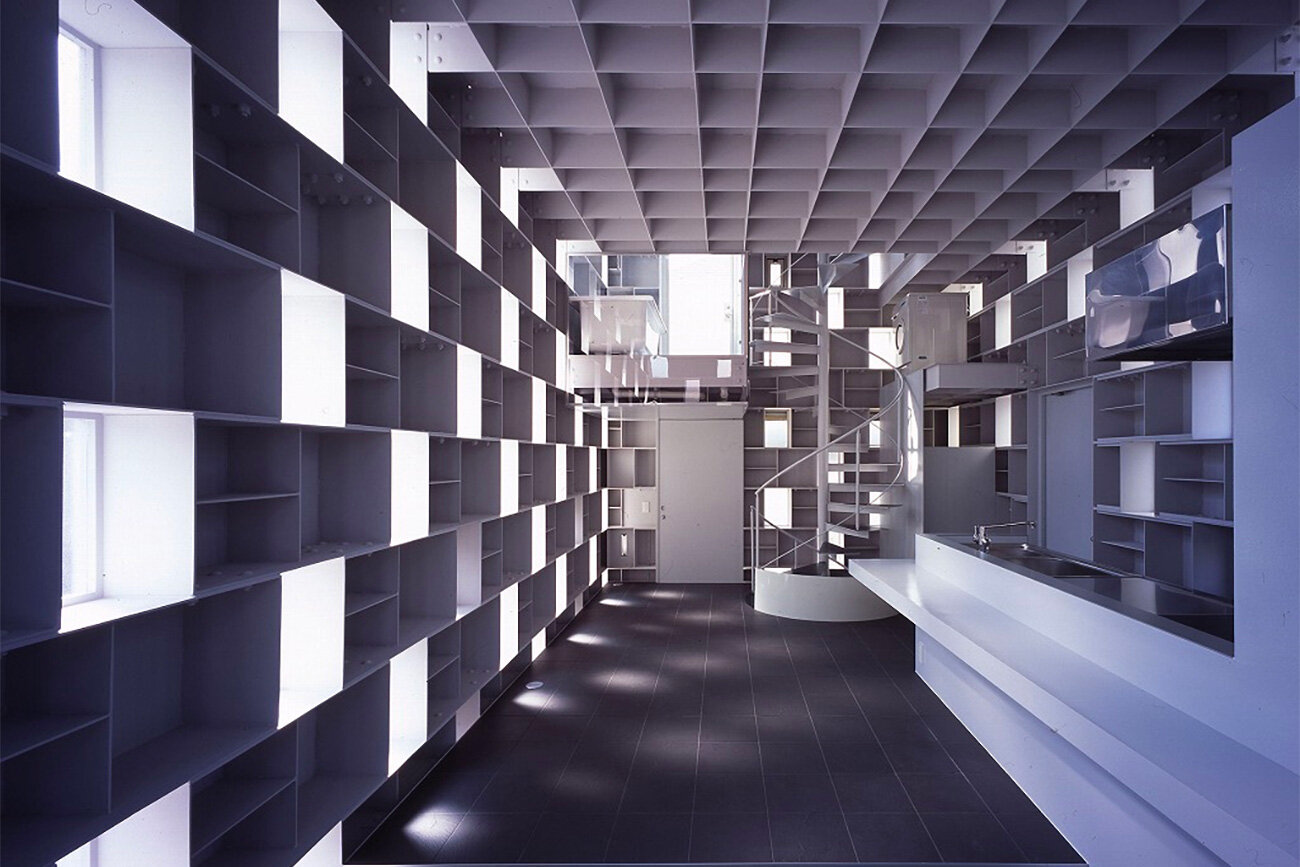 Дизайнерский японский дом из стальных коробок: фотопост