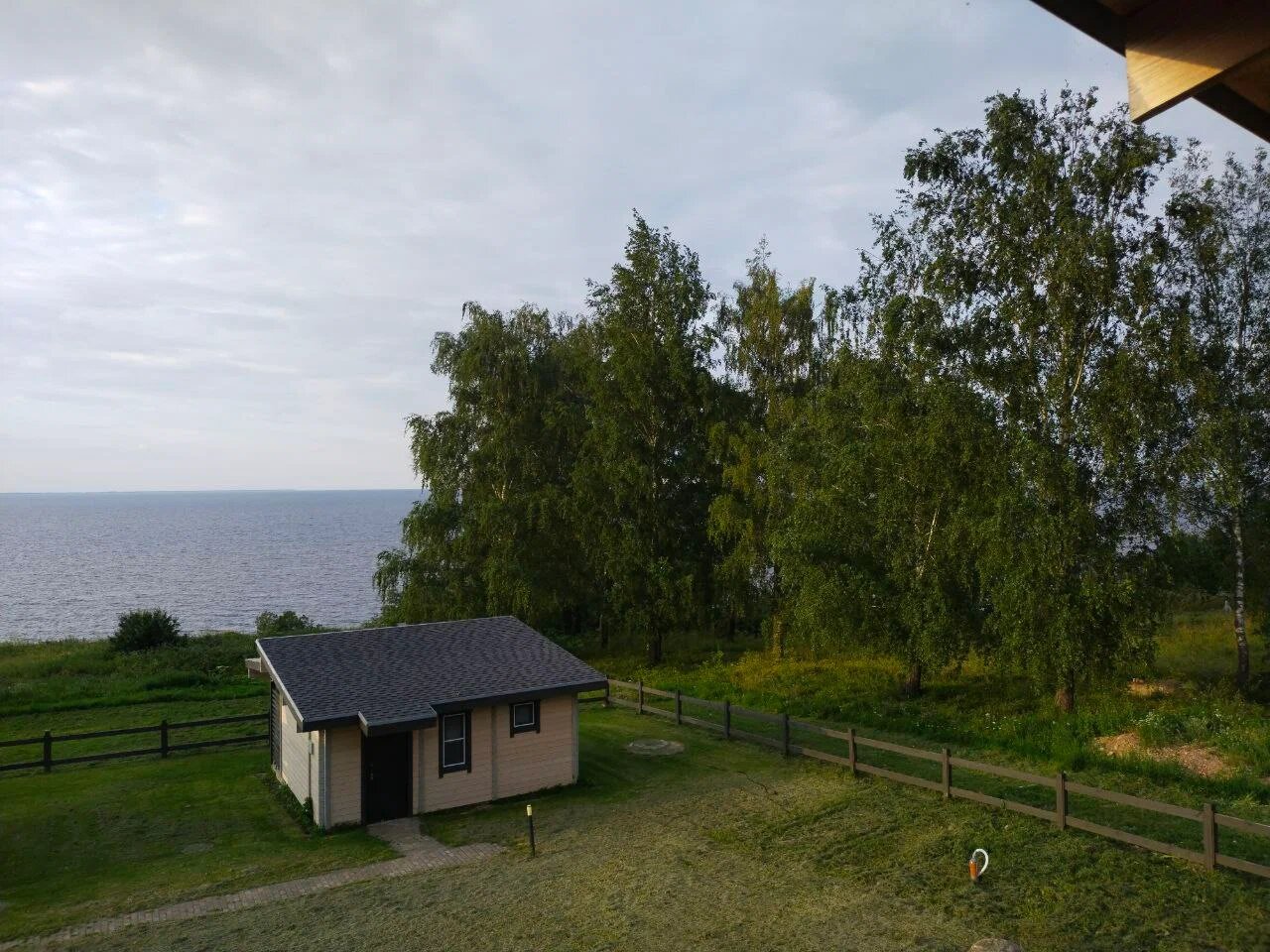 На машине из Петербурга в Великий Новгород: на берегу озера Ильмень