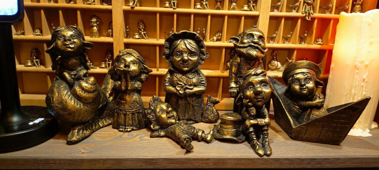 Осень в Светлогорске: золотые листья, тихий шум волн и свежий морской воздух