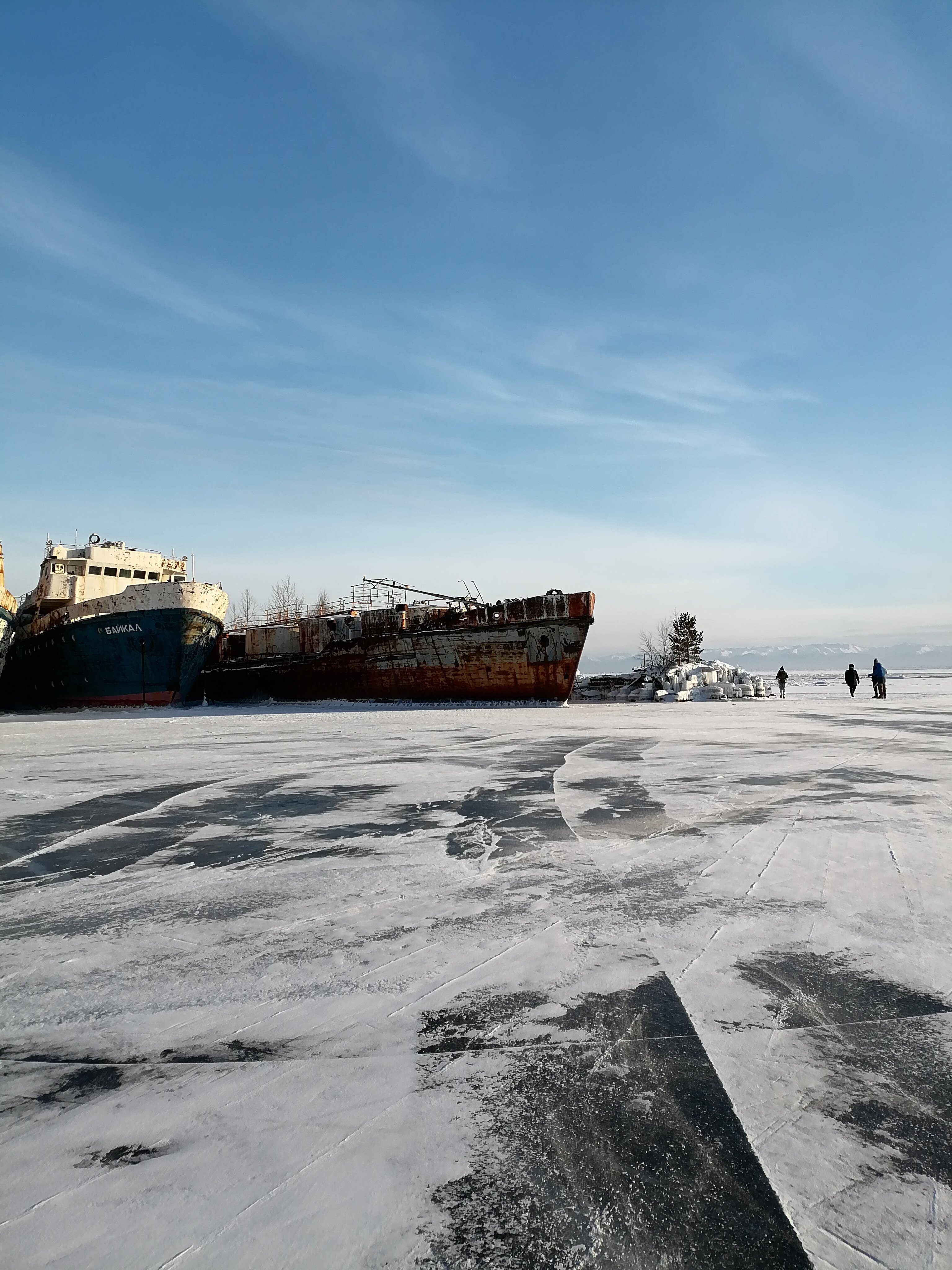 Порт старых кораблей


