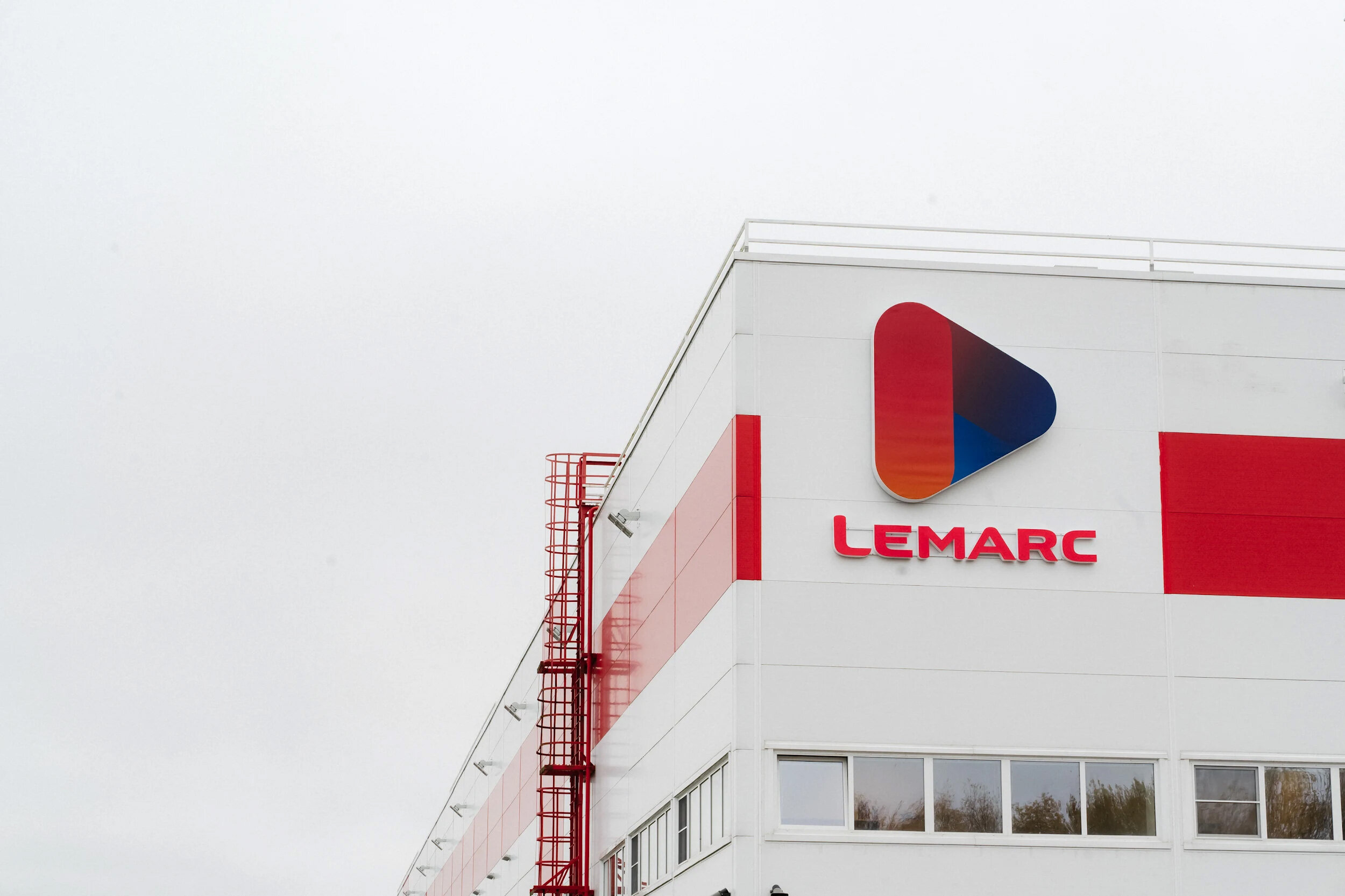 В России появилось масло Lemarc. Что это за бренд
