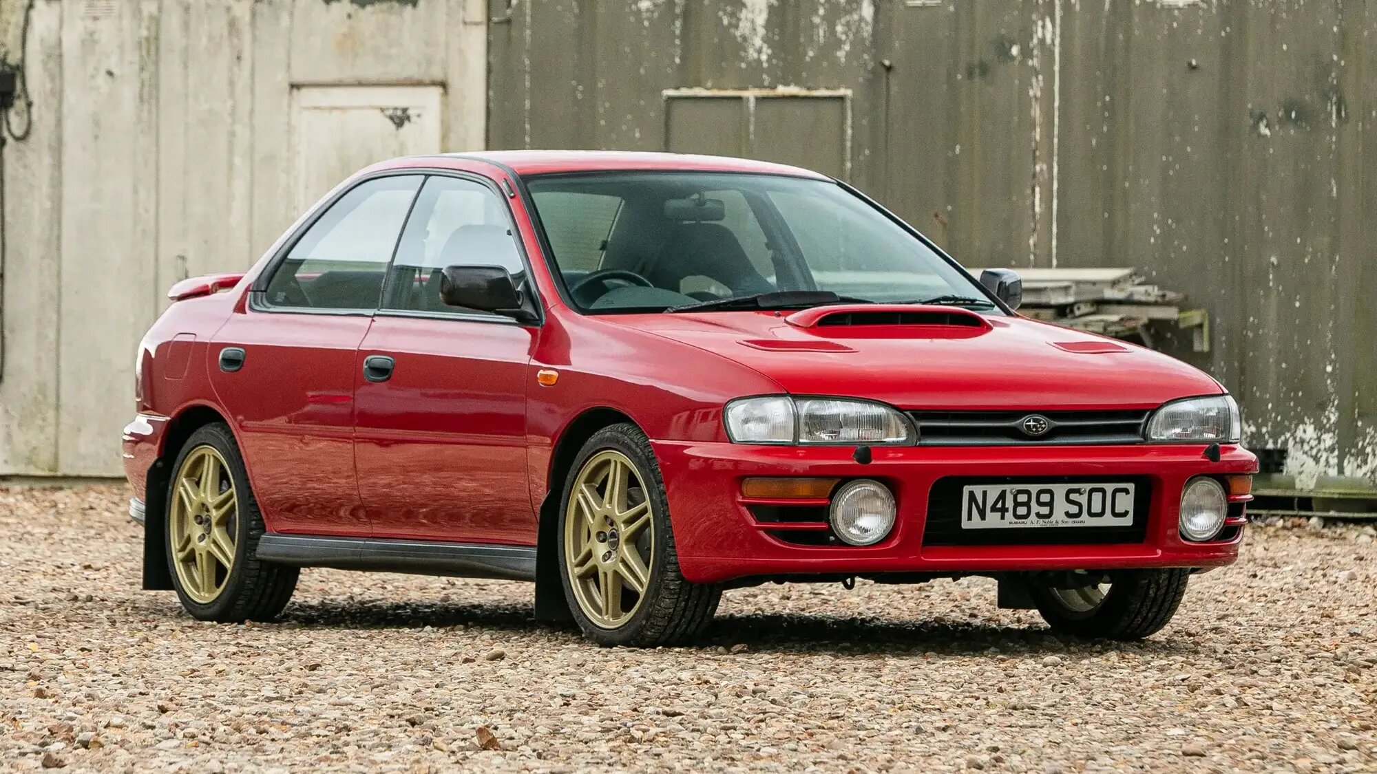 В продаже появилась Subaru, на которой ездили сразу три Макрея