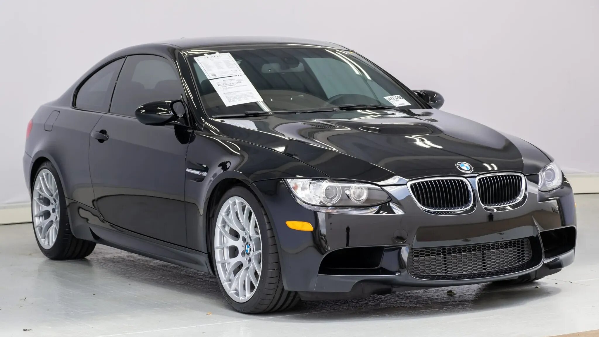15-летний BMW M3 продали в 2,5 раза дороже нового 