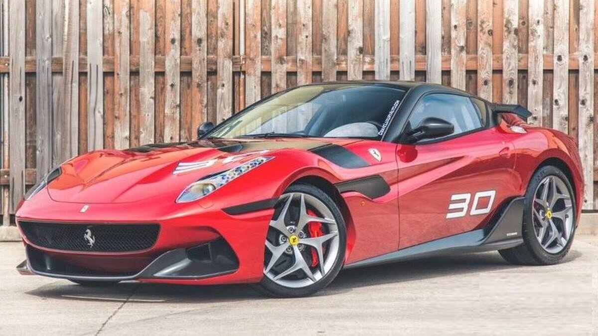 Продаётся существующий в единственном экземпляре суперкар Ferrari SP30 