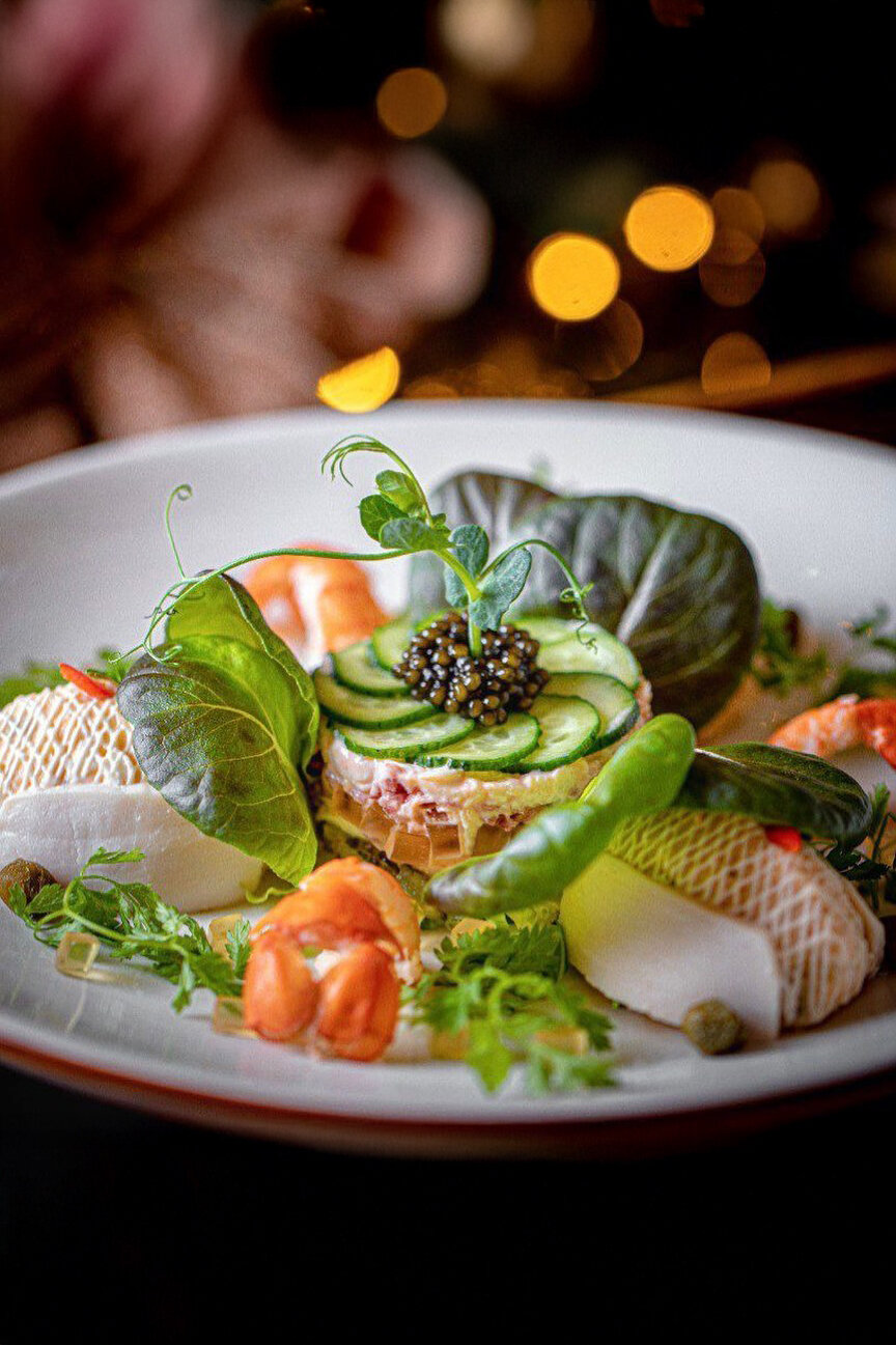 Вариация «Оливье» в зале «Библиотека»