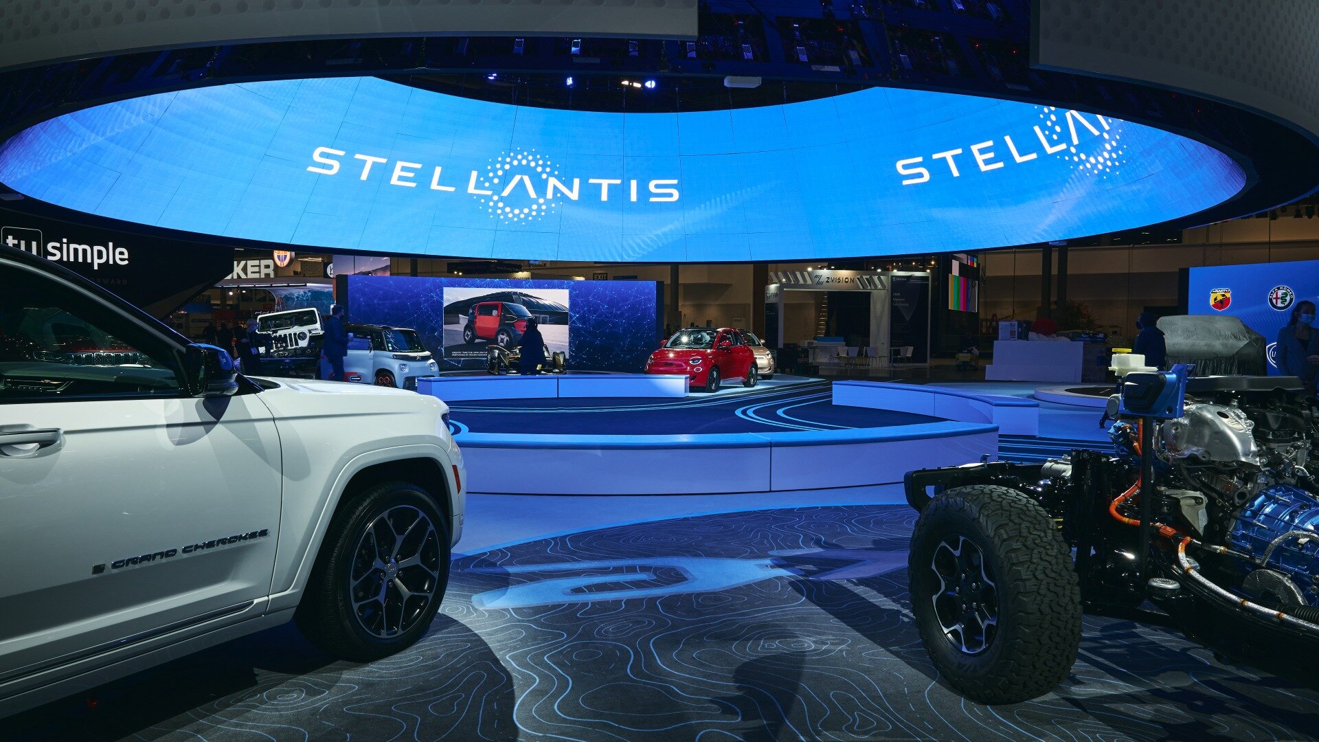 Stellantis хочет развивать только четыре бренда из имеющихся 14