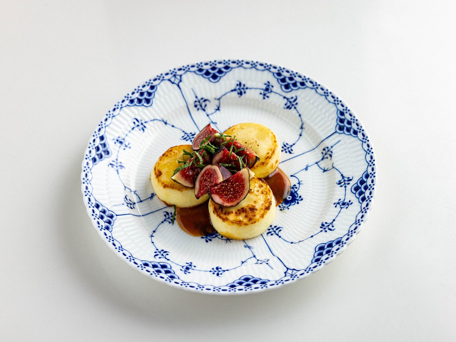 Сырники с инжиром и юдзу-карамелью