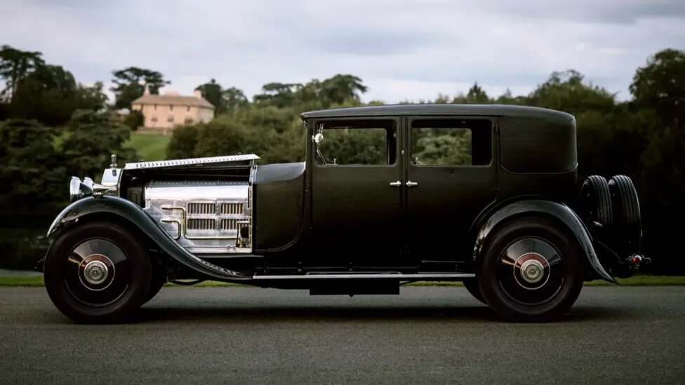 95-летний Rolls-Royce Phantom II превратили в электрокар для Джейсона Момоа