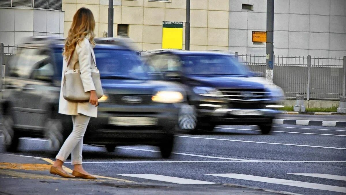 Внедорожники и пикапы чаще других машин сбивают пешеходов на поворотах
