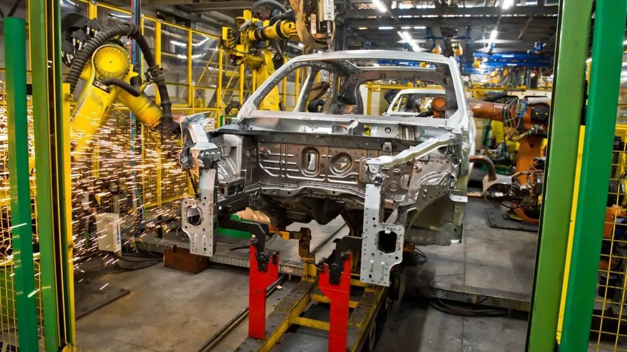 АвтоВАЗ потратит больше полумиллиарда рублей на модернизацию производства