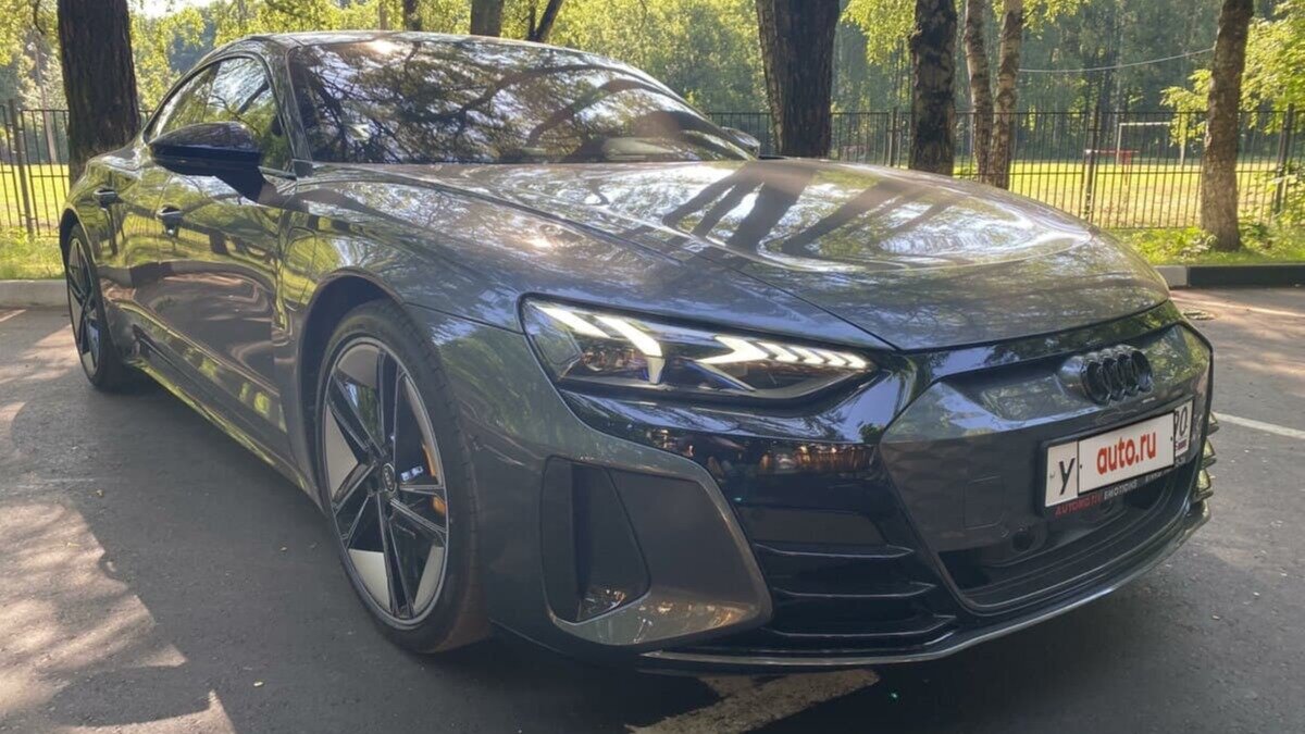 В России продают мощнейший электрокар Audi, поставки которого начнутся только в 2022 году