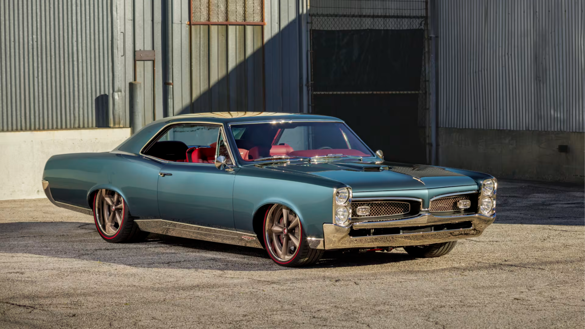С молотка уйдёт 1100-сильный Pontiac GTO, на который потратили 1,2 миллиона долларов