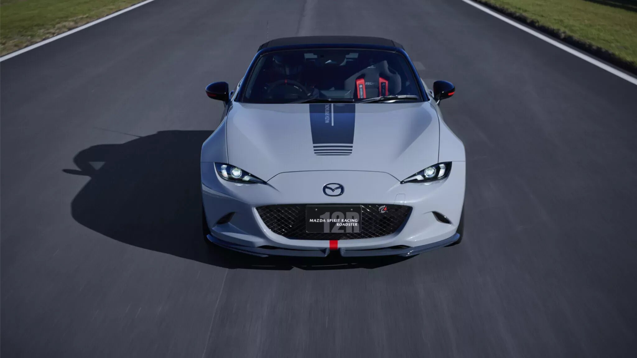 Спрос на спецверсию Mazda MX-5 превысил предложение в 47 раз