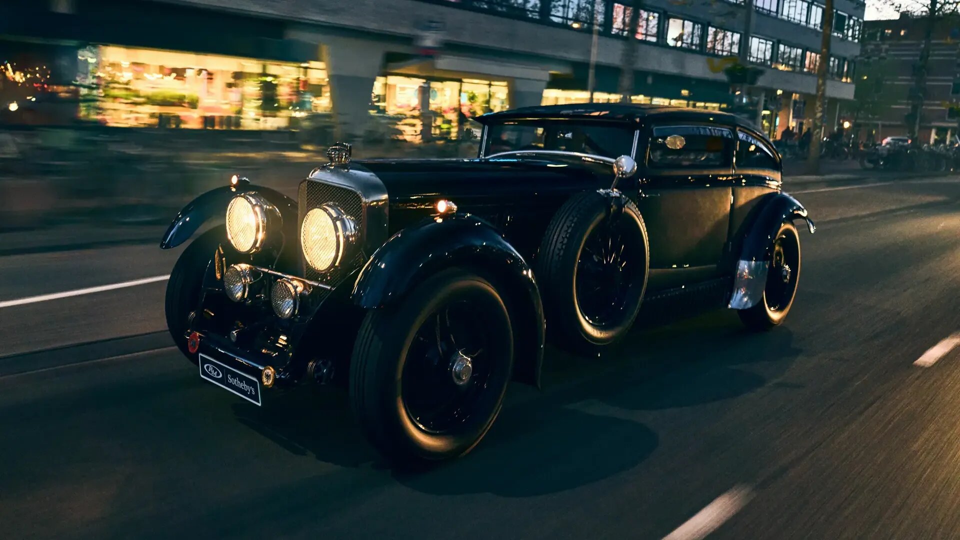 Знаменитый Bentley из 1930-х хотят продать за 500 тысяч евро, но он ненастоящий