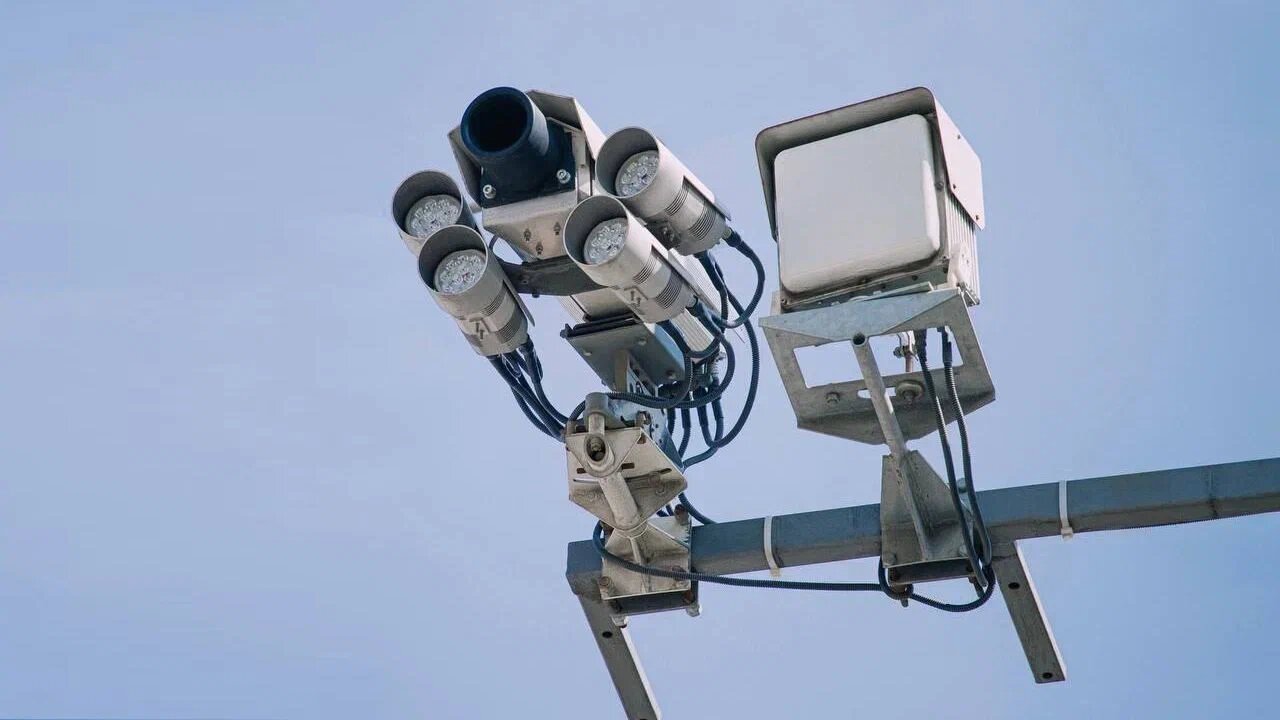 В России могут отключить часть дорожных камер из-за новых требований Минтранса