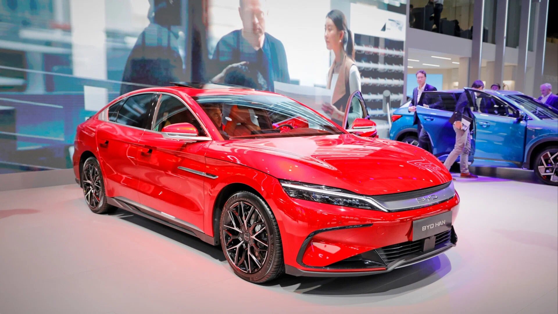 Китайская компания BYD представила три электрокара для Европы