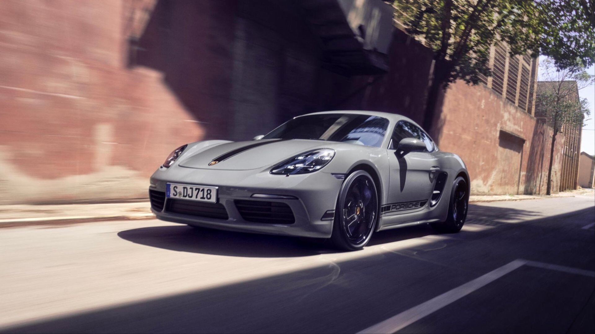 Новые Porsche Cayman и Boxster сохранят ДВС