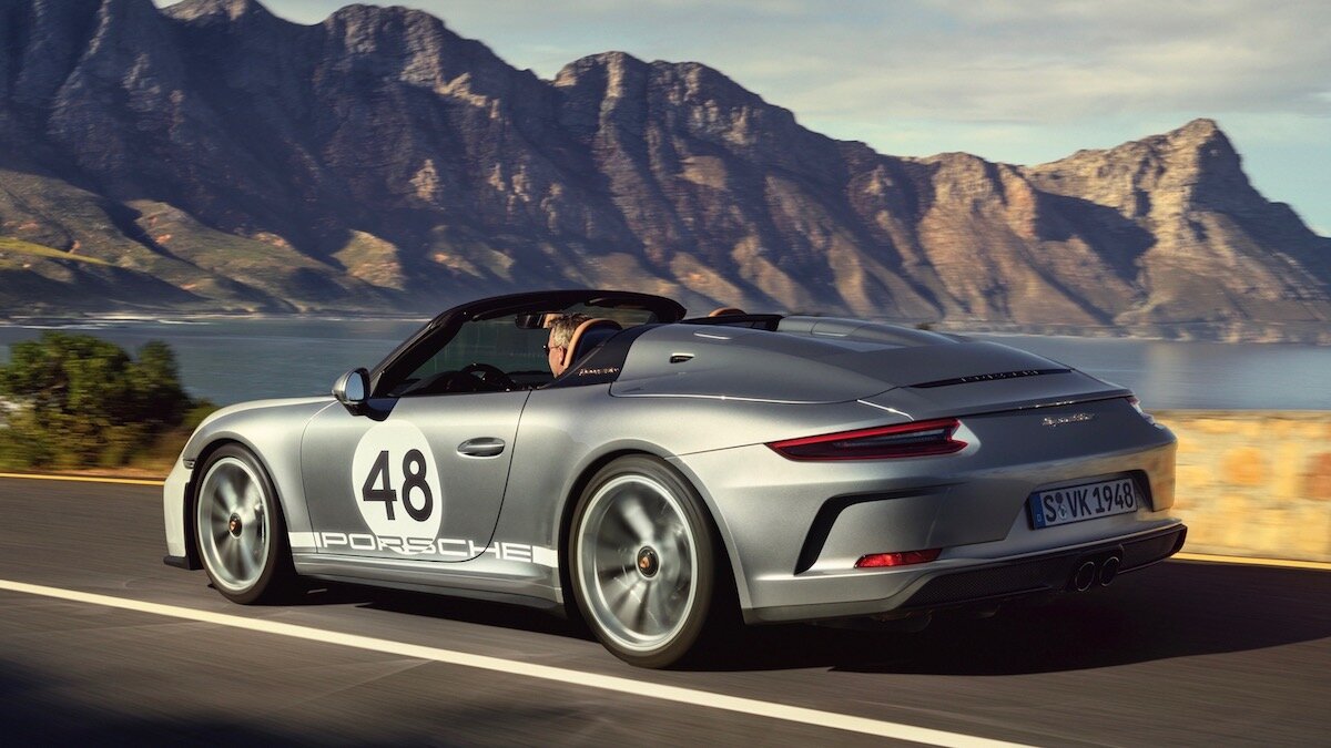 Porsche попрощался с предыдущим 911 особым спидстером