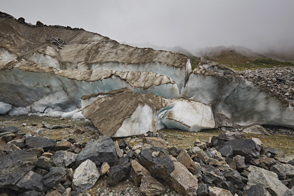 Ледники на Кавказе активно тают, поэтому при каждом
посещении пейзаж будет выглядеть иначе

