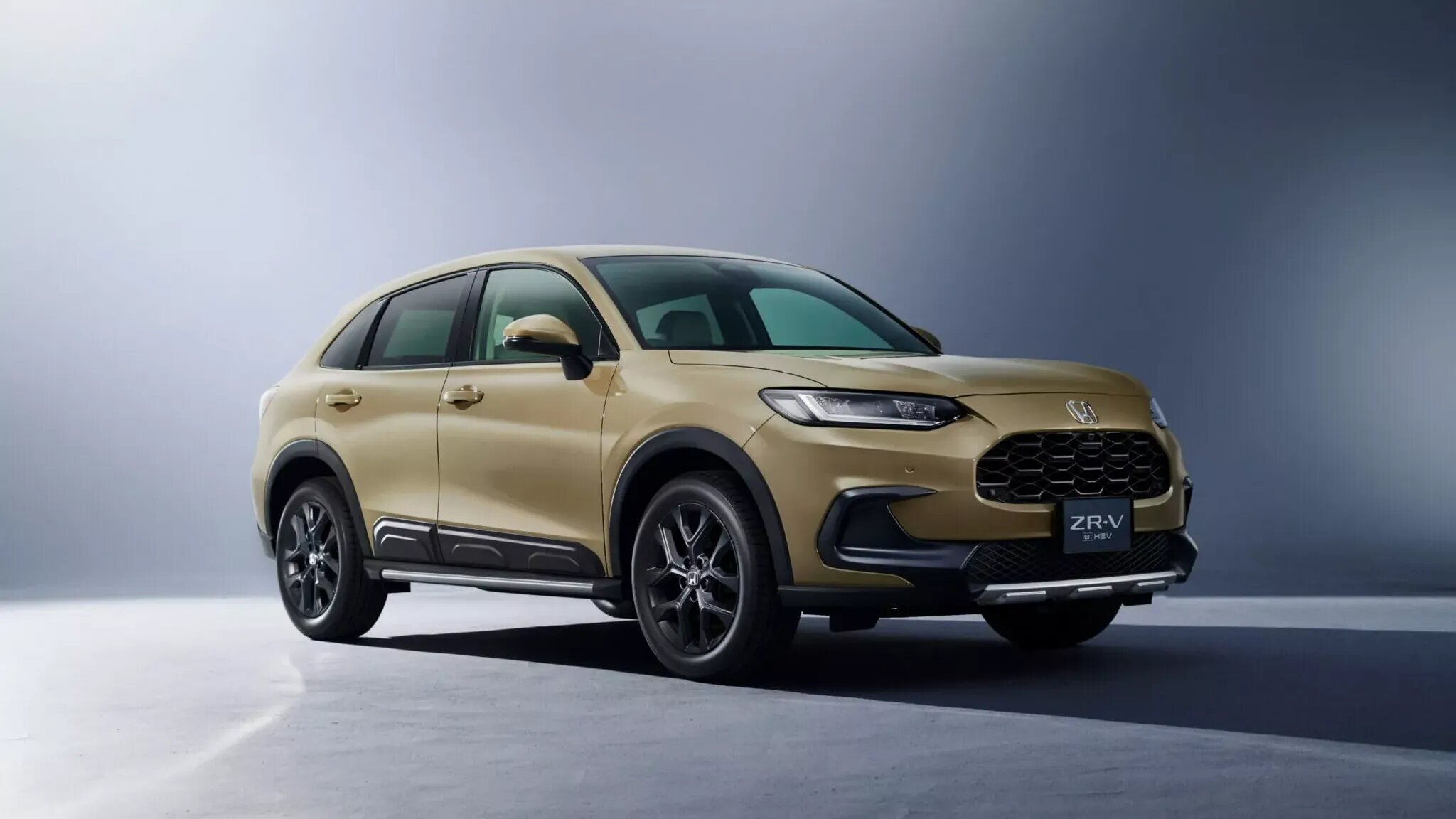 Теперь только гибрид: Honda представила обновлённый кроссовер ZR-V