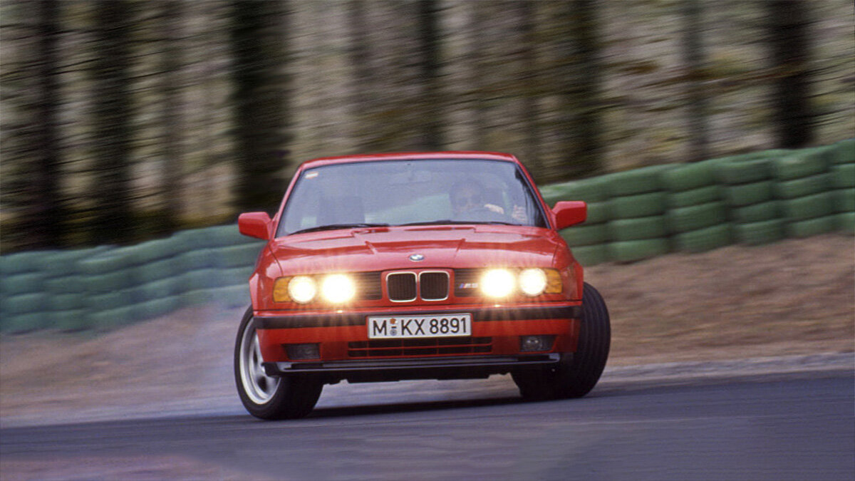 Что вы знаете о BMW M5? Сложная викторина о легендарном спортседане