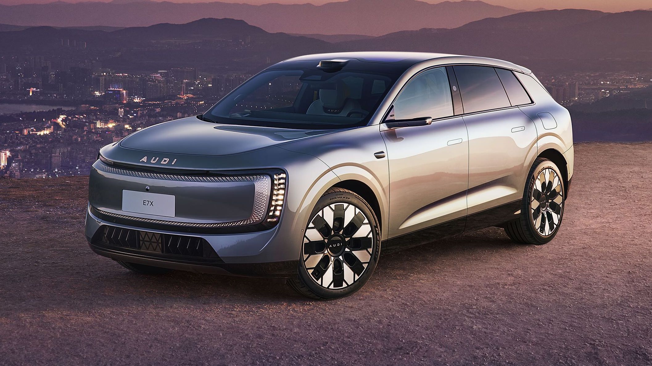 Представлен электрокроссовер AUDI без «колец»: батарея на 751 километр и 0–100 км/ч — за 3,97 секунды