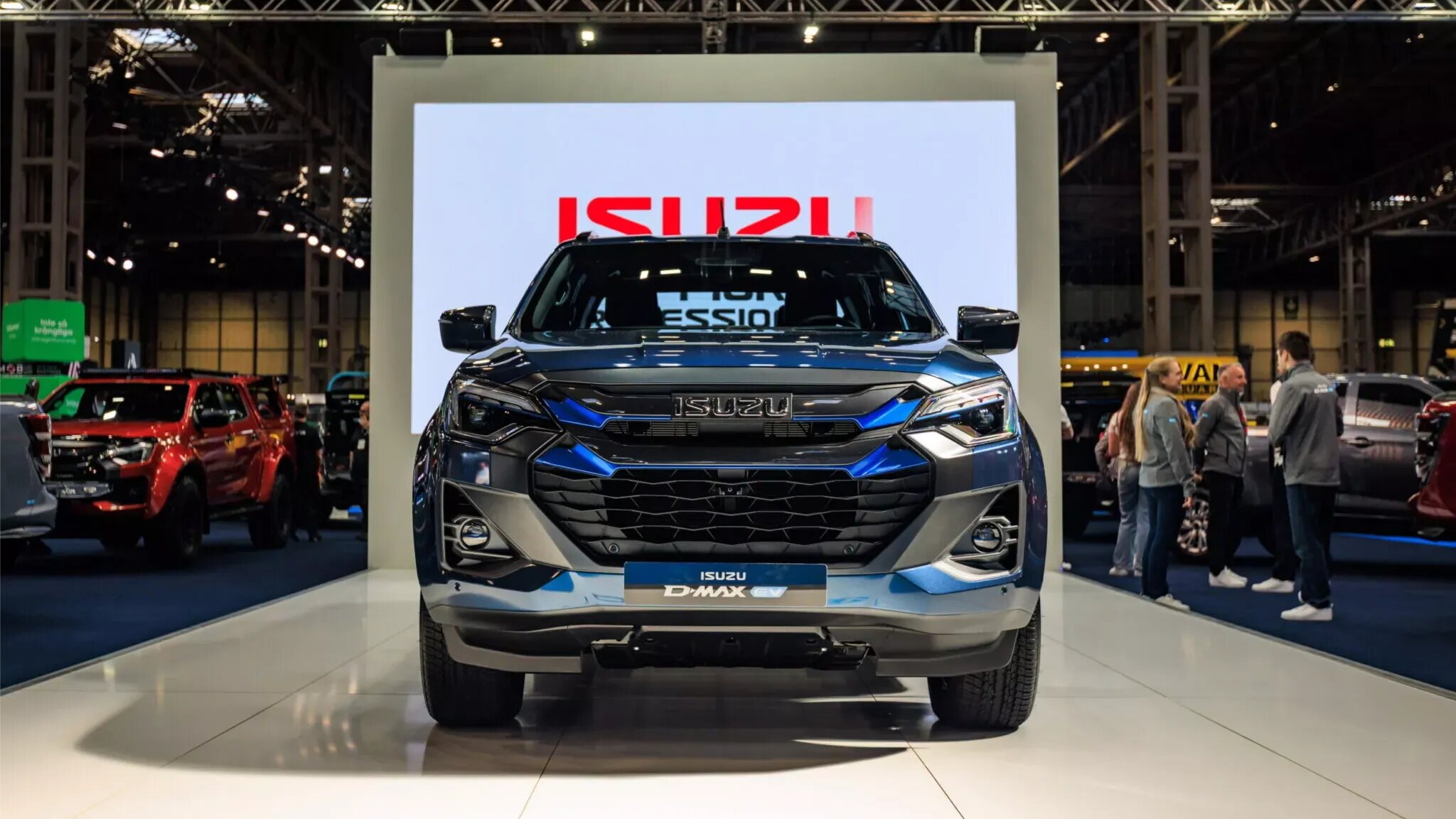 Представлен батарейный пикап Isuzu D-Max для Европы — он вдвое дороже дизельной версии