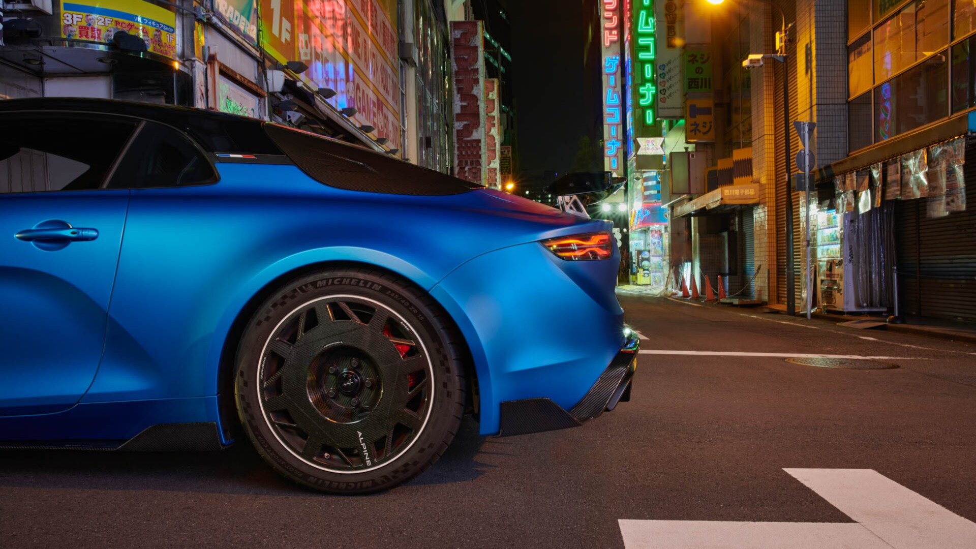 2018 Alpine A110: новая модель суперкара от французского автопроизводителя