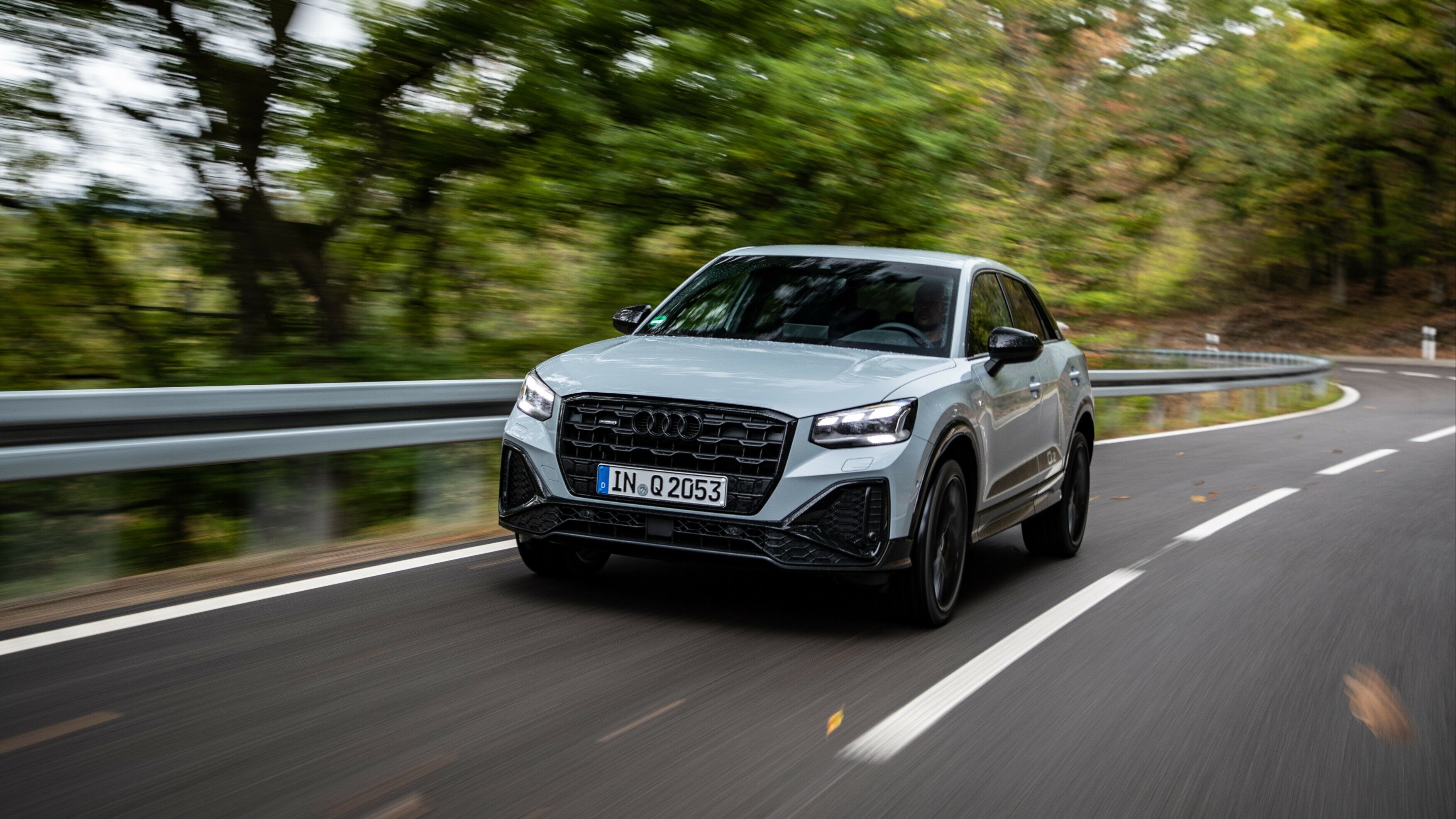 Представлен обновлённый кроссовер Audi Q2: плюс новые экраны, минус контроллер медиасистемы