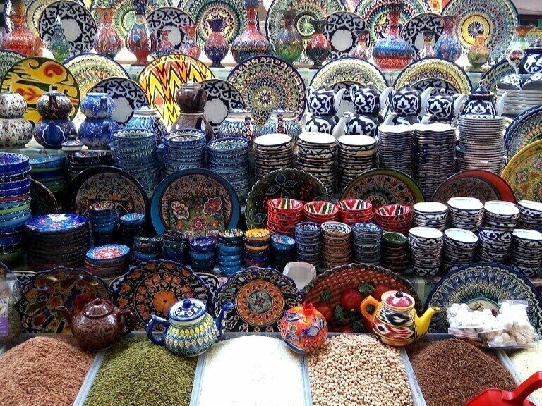 Центральный рынок в Казани — одно из лучших мест для поиска сувениров и подарков.