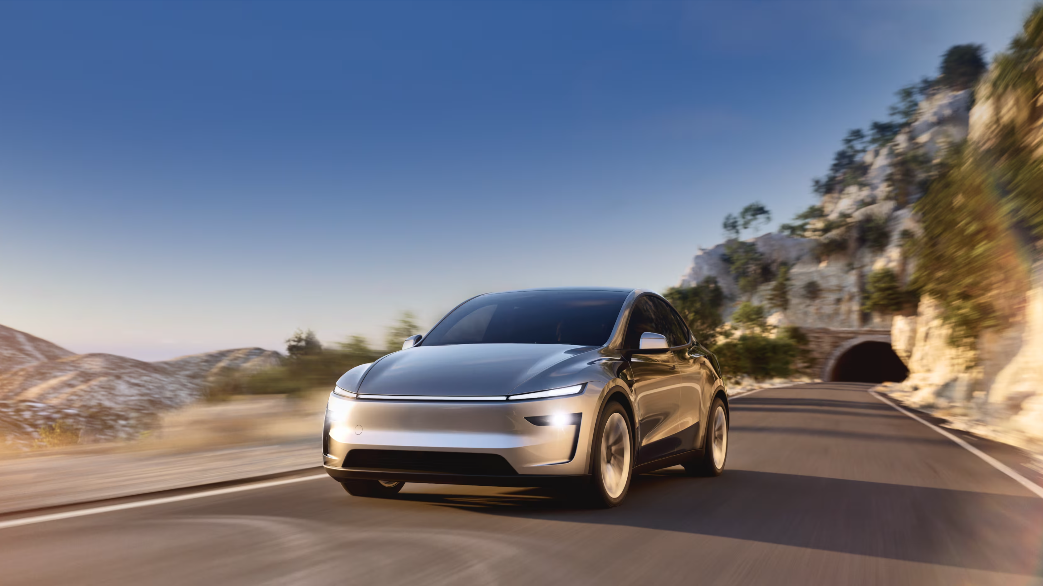 Рестайлинговая Tesla Model Y получит новые версии в 2025 году