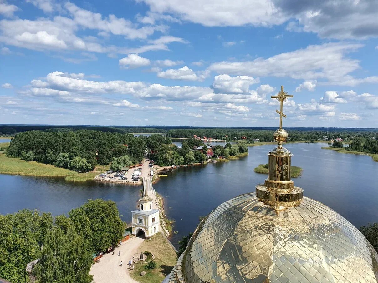 Базы отдыха на берегу озера Селигер и лучшие отели — Яндекс Путешествия