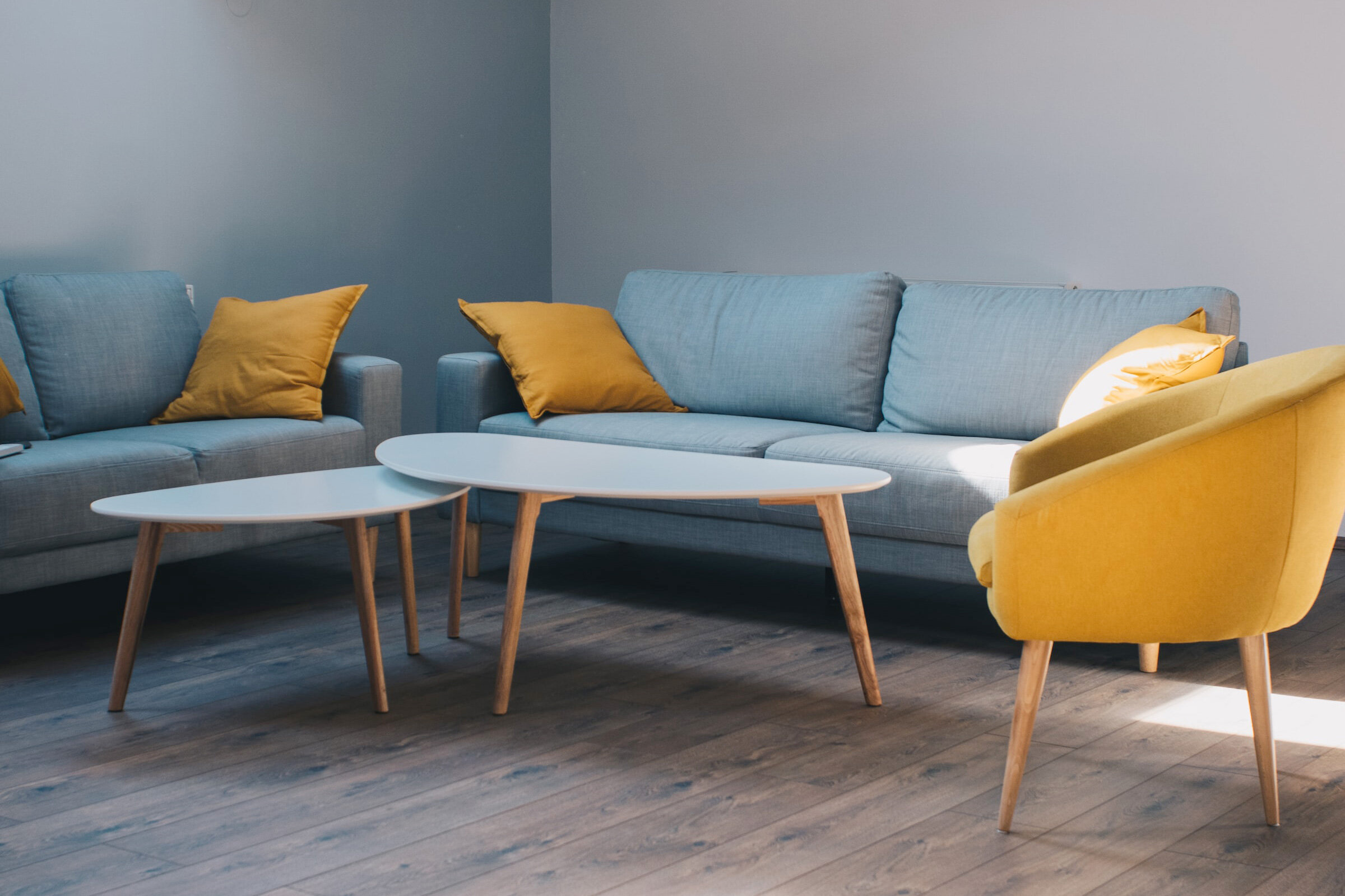 Какое напольное покрытие выбрать для квартиры: топ-5 вариантов