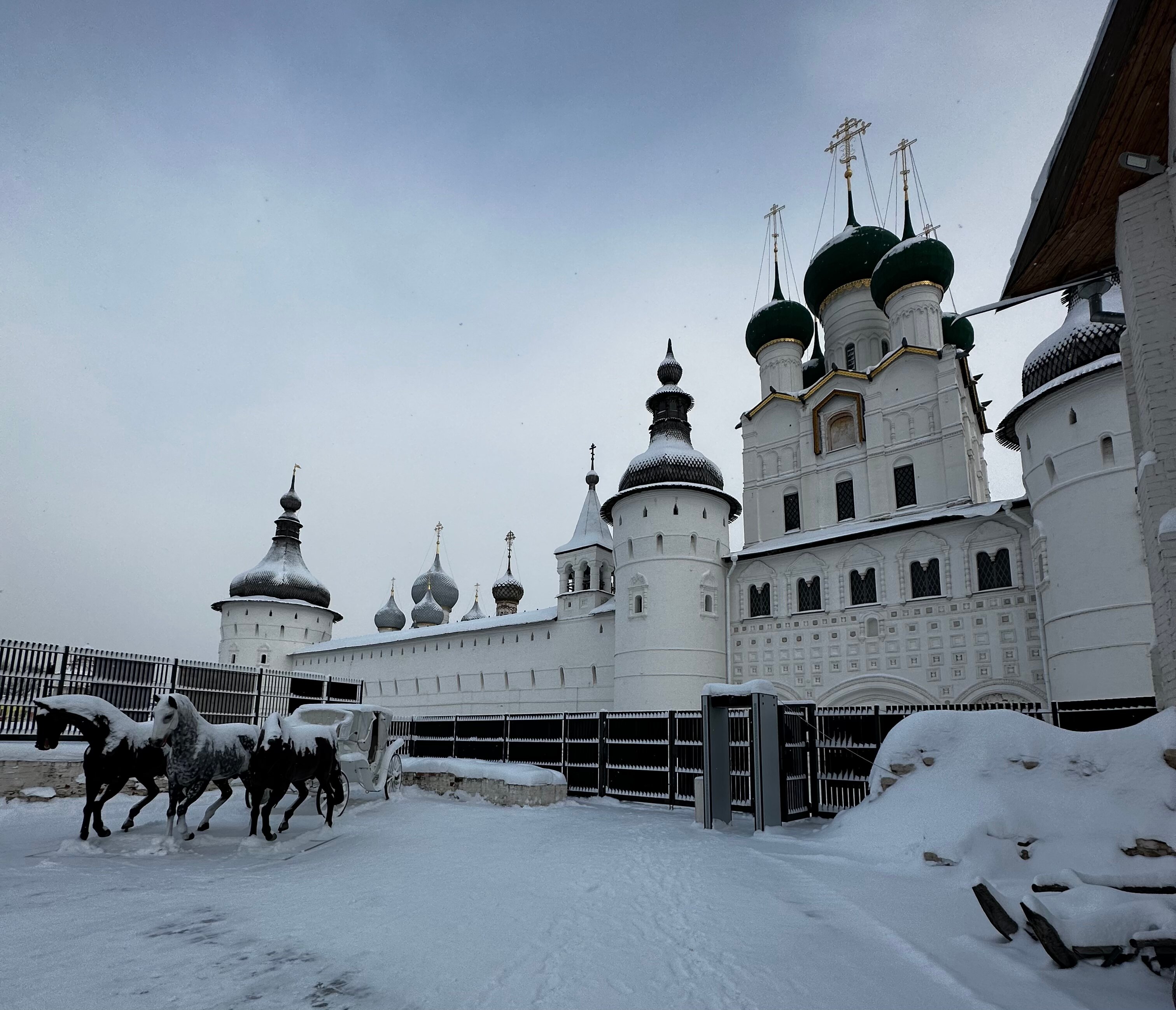 Как меня чуть не занесло снегом на озере Неро в Ростове Великом