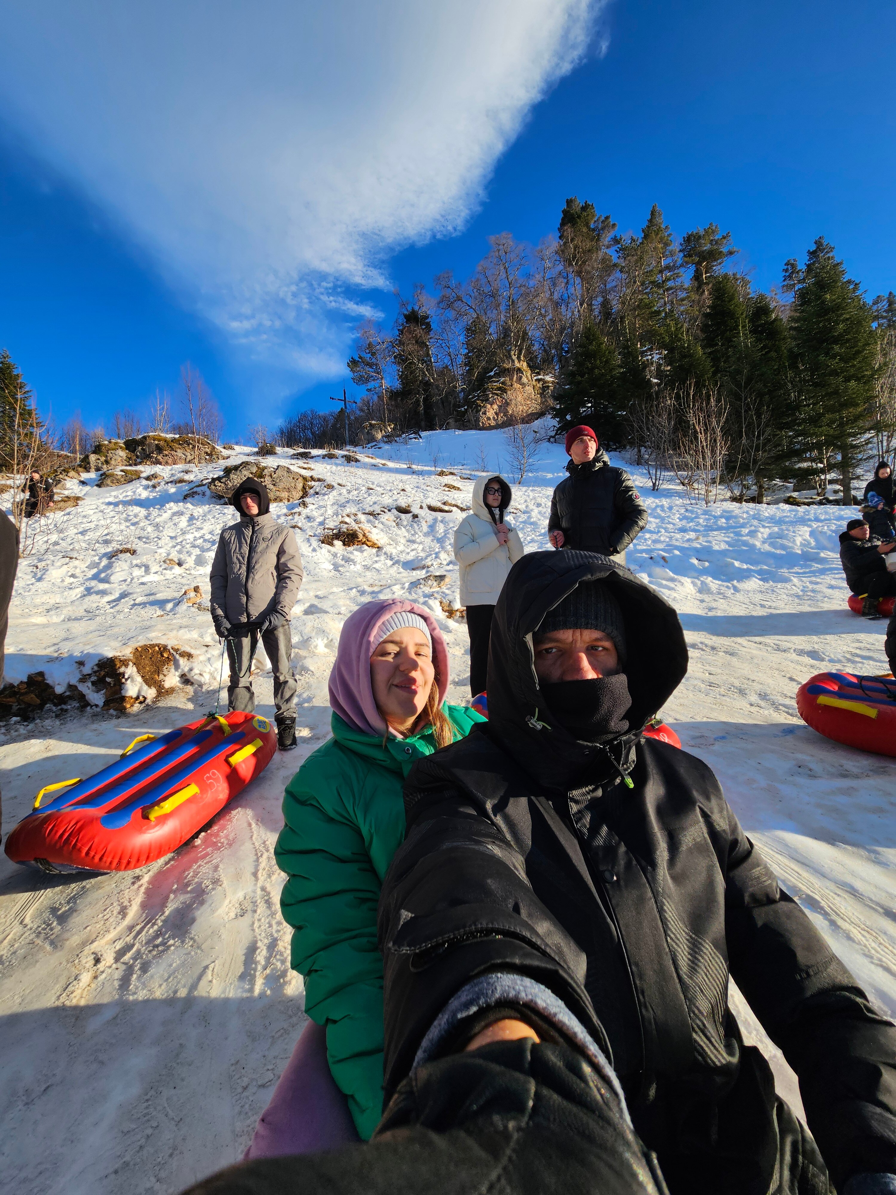 130 метров кубарем вниз: как мы учились кататься на санях в Лаго-Наки