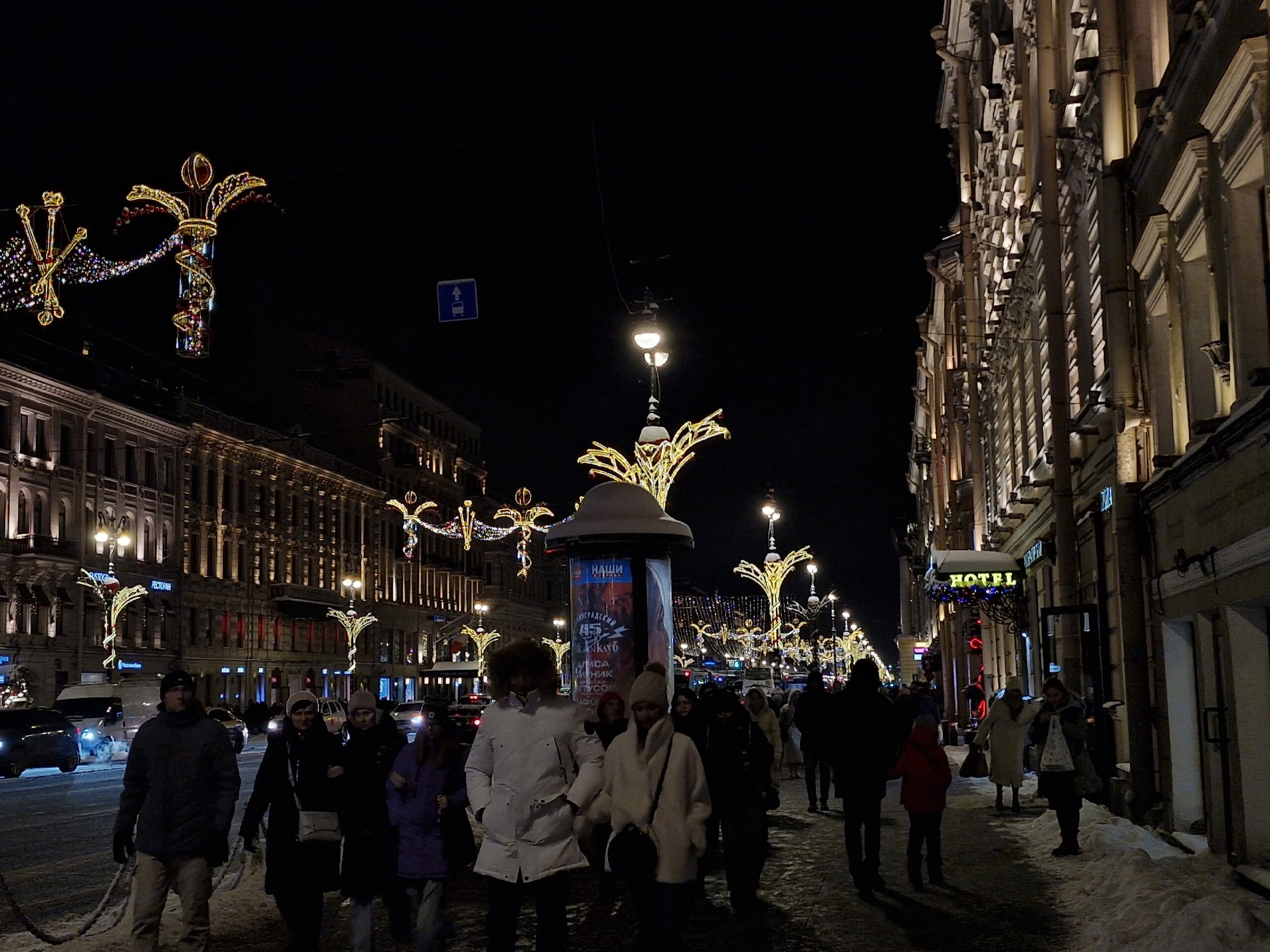 Питер на новогодние праздники: 4 дня культуры, сугробов и том-яма