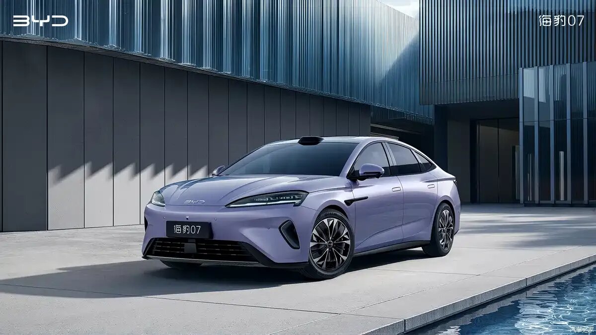 BYD рассекретил новый дальнобойный электроседан Seal 07