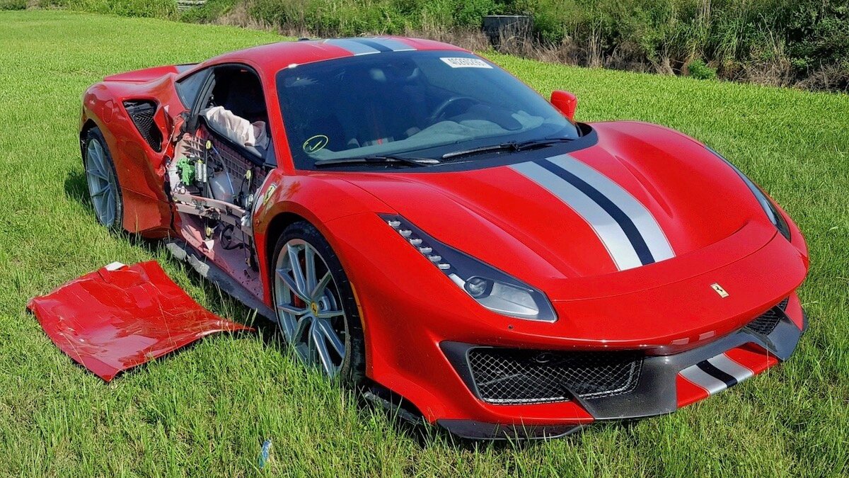 Разбитый Ferrari 488 Pista оценили в 417 тысяч долларов