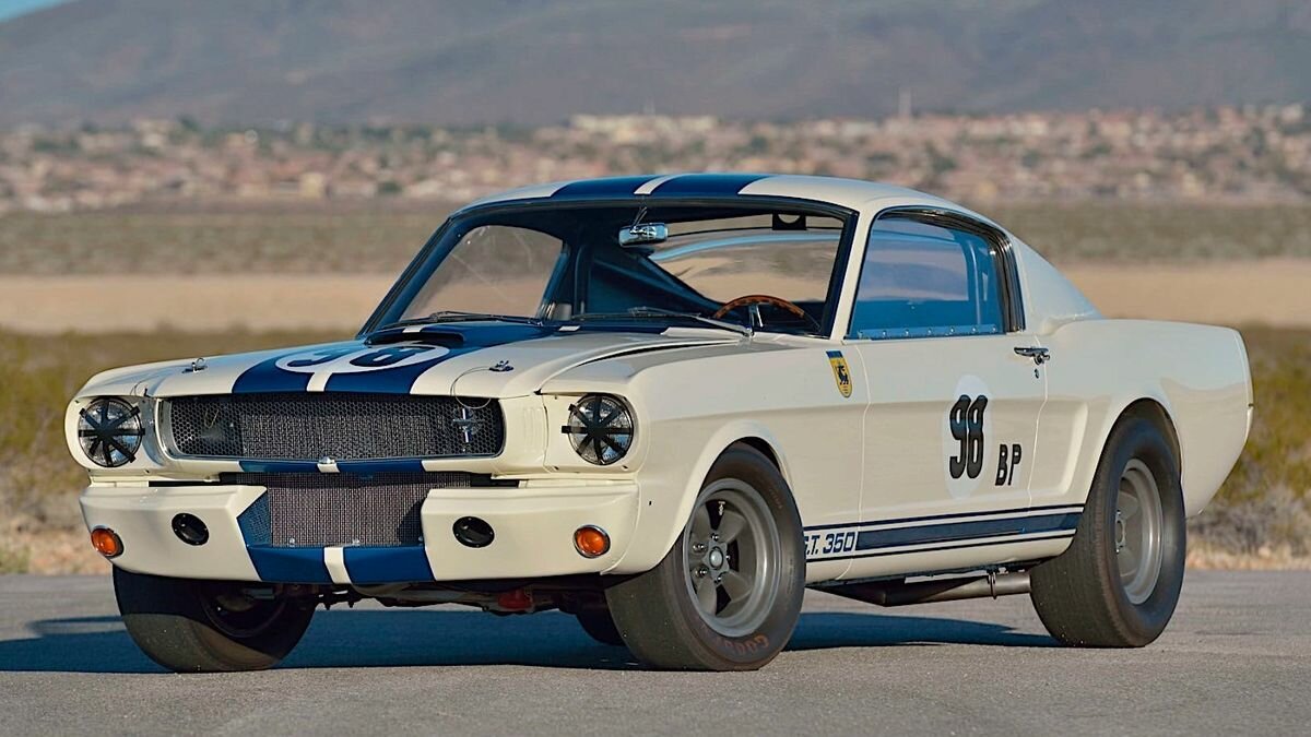 На аукционе продан самый дорогой Ford Mustang в истории