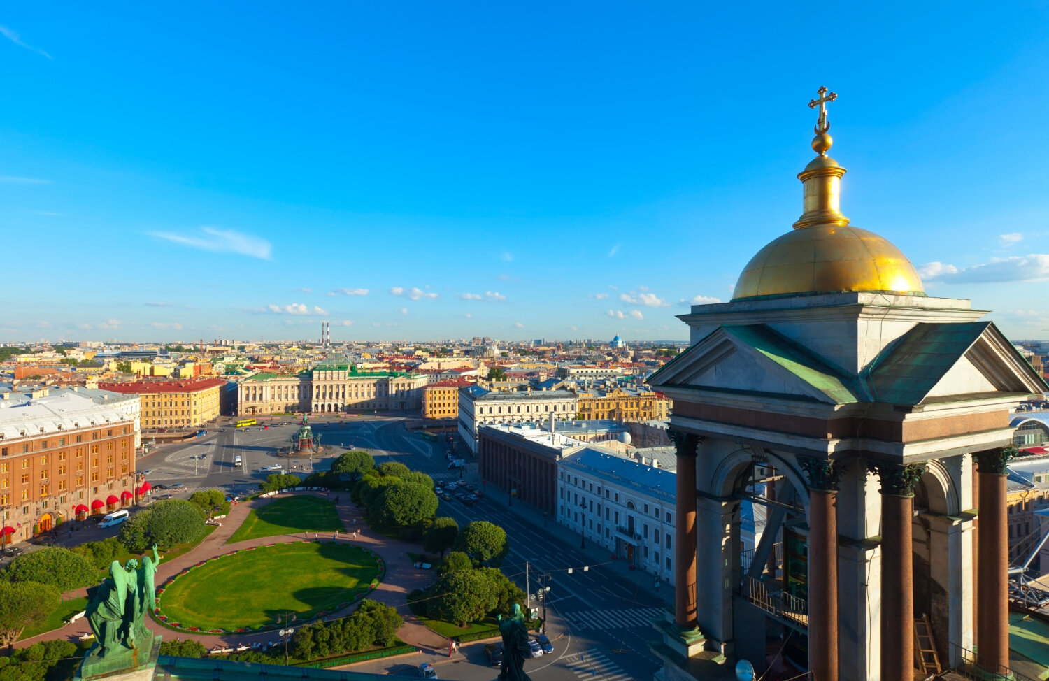 Названы районы Москвы и Петербурга, где можно закрыть ипотеку на квартиру за счёт аренды 