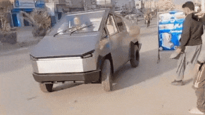 В Пакистане появился свой Cybertruck, который обошёлся в 8 раз дешевле заводского