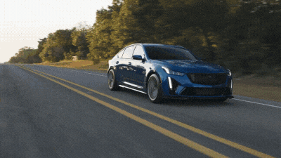 1000-сильный Cadillac CT5 с «механикой» показали на видео
