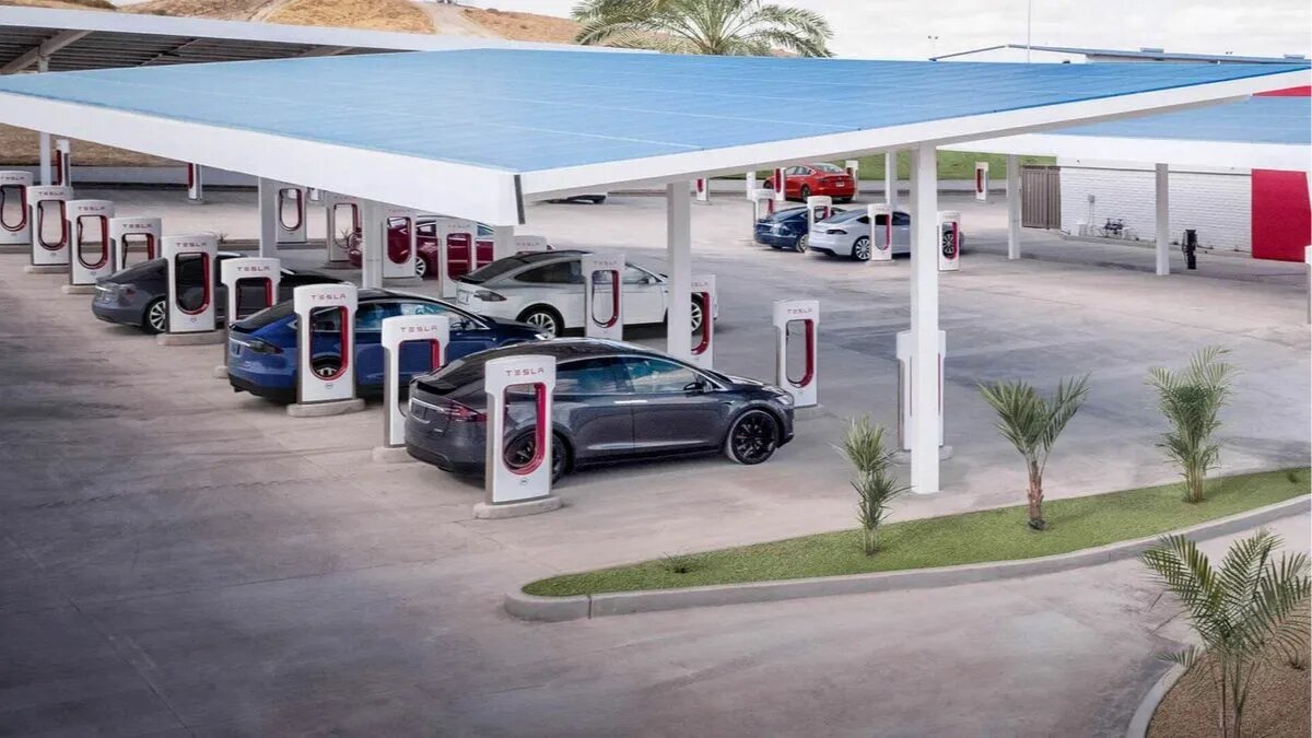 Капитализация Tesla с начала года упала на 200 миллиардов долларов, а акции — на 29 процентов