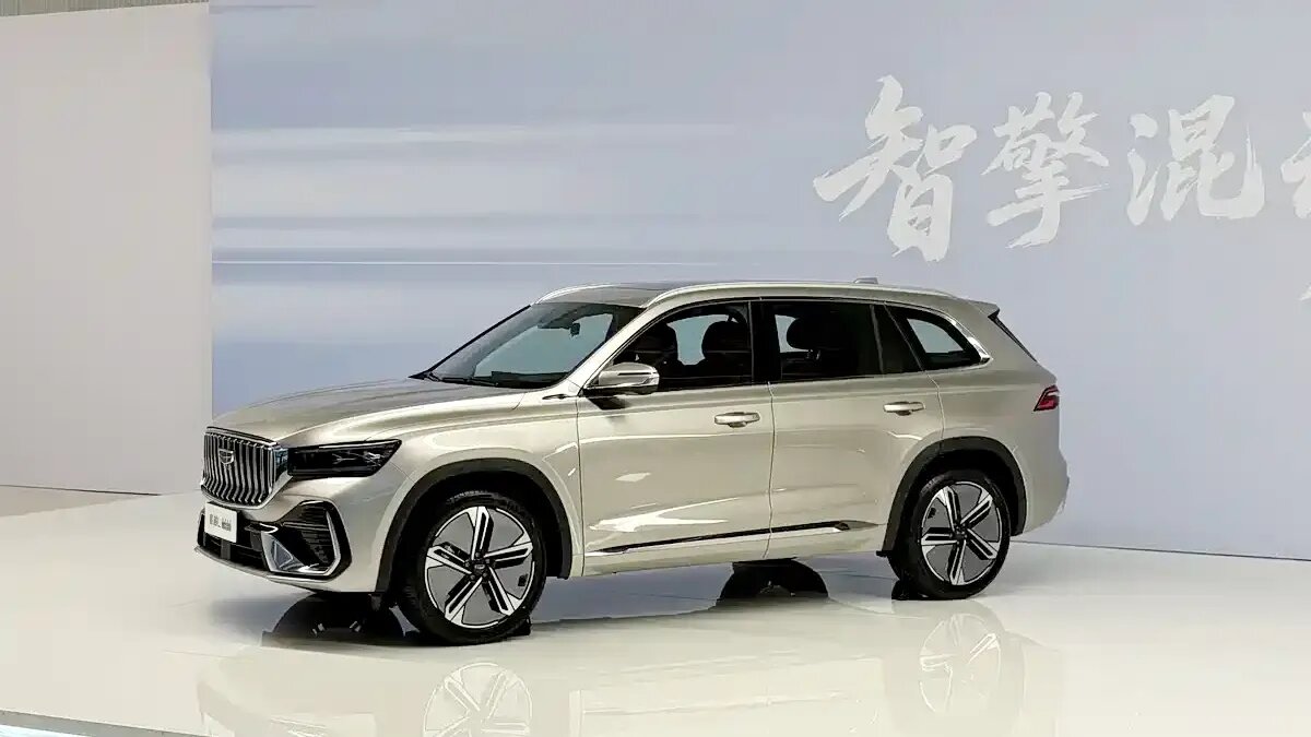 Экономичный гибрид Geely Monjaro получил ценник в Китае