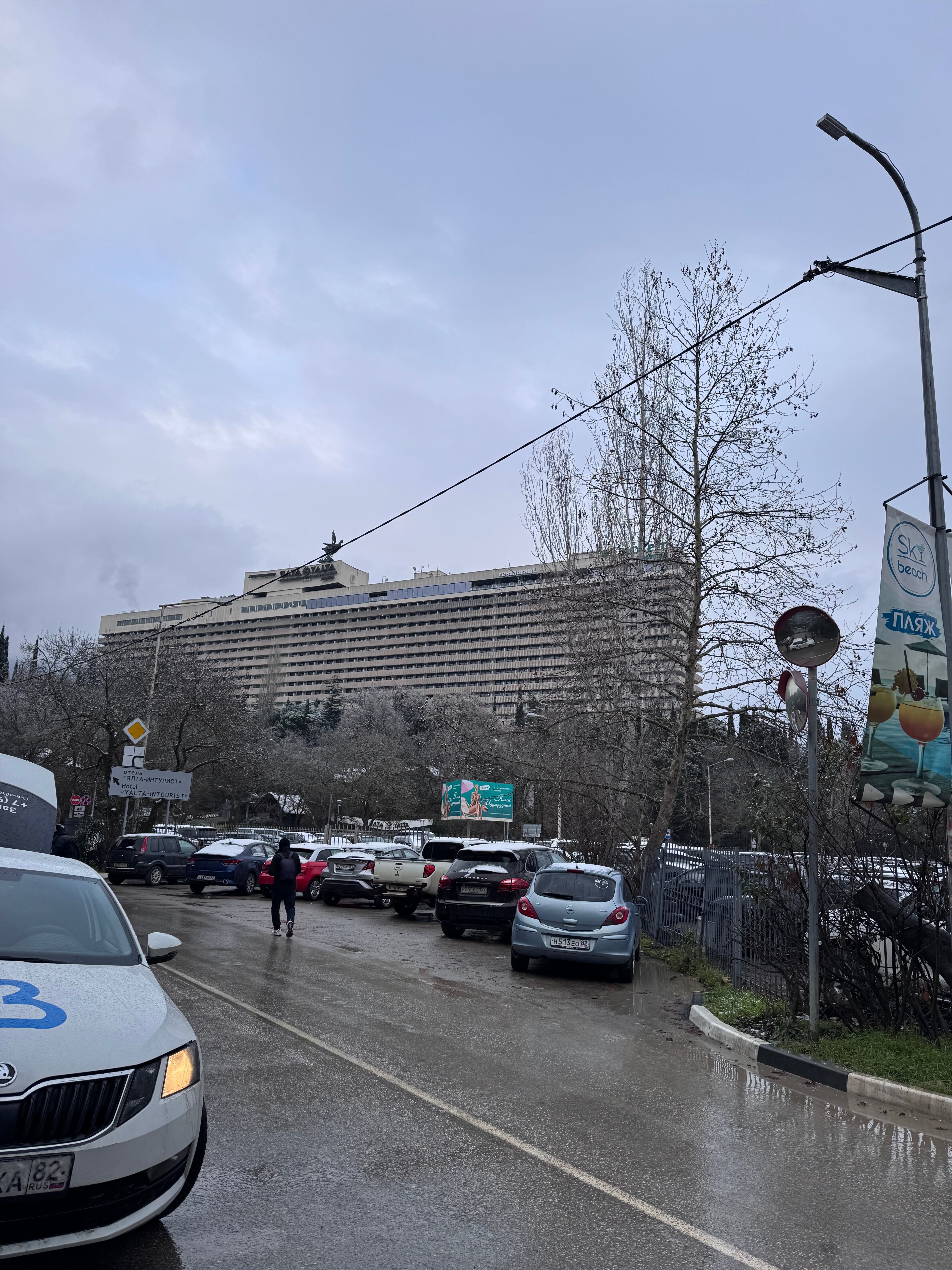 Вот он, уже ждёт нас










