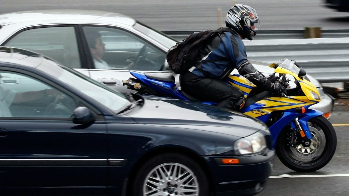 ГИБДД Москвы составила портрет типичного мотоциклиста-нарушителя