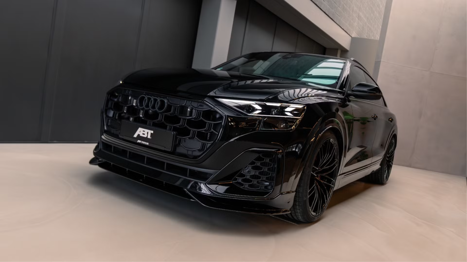 Audi SQ8 стал 700-сильным в версии от ABT